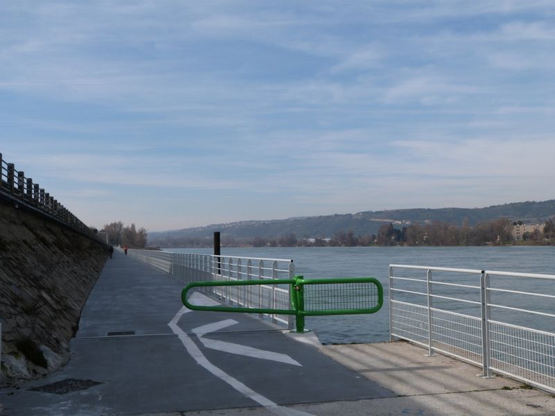 Les bords du rhône à Valence km 110