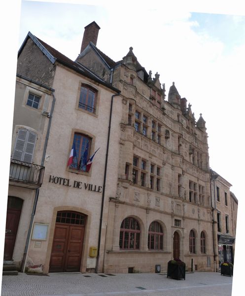 Hôtel de ville de Paray le Monial vu en 2014