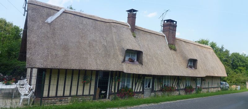 la route des chaumières