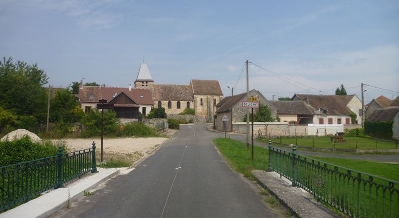 Photo-longer-seine-007-egligny-joli-village