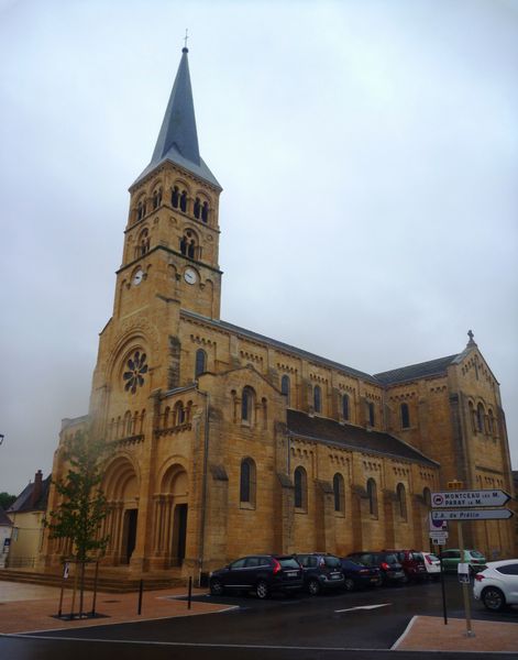 Eglise-de-charolles-2014