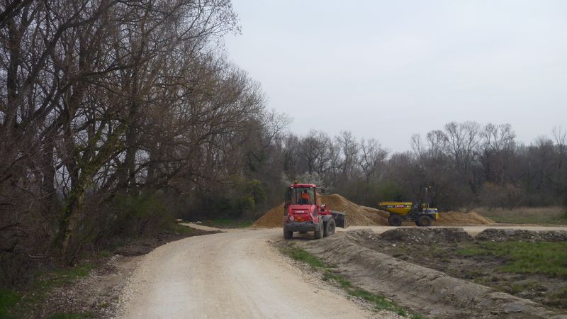 Travaux en cours 2014 sur Viarhôna Ardèche, peu avant G Granges