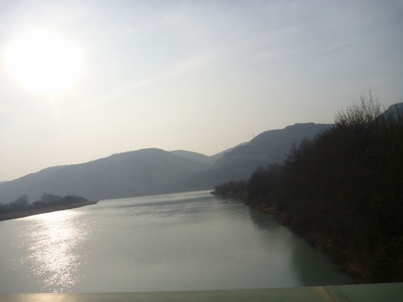 L'isère à la confluence avec le Rhône en 2014