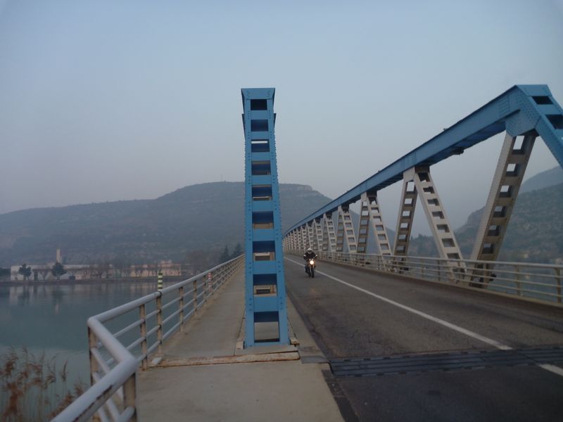 Pont cyclable sur le Rhône à Le Pouzin en 2014