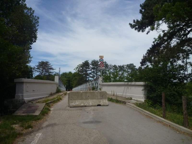Viarhôna toujours pas indiquée en 2014 au pont d'Herbens