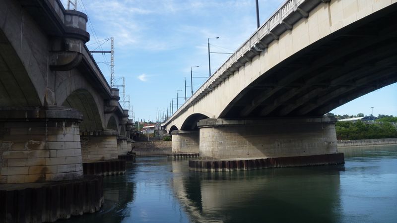 Ponts de .. sur le Rhône à Lyon en 2014