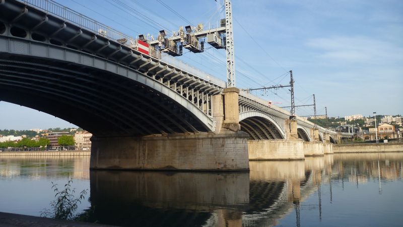 Pont sncf à Lyon
