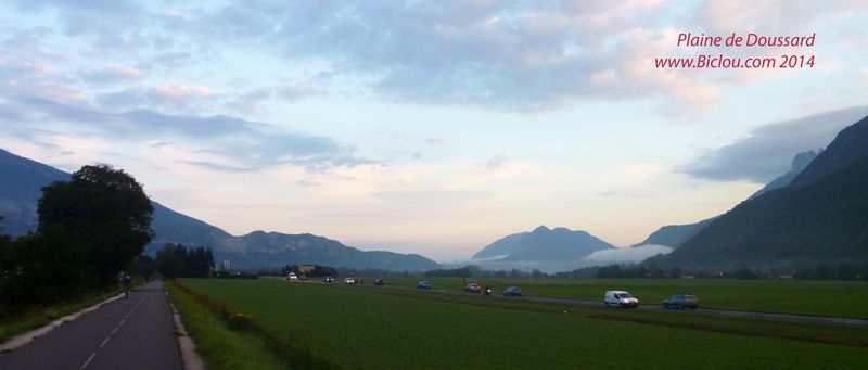 la plaine de doussard vue de la voie verte en 2014