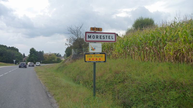 A la recherche de Viarhôna : arrivée à Morestel en 2014 par le D 16, 4 étoiles mais bruyante