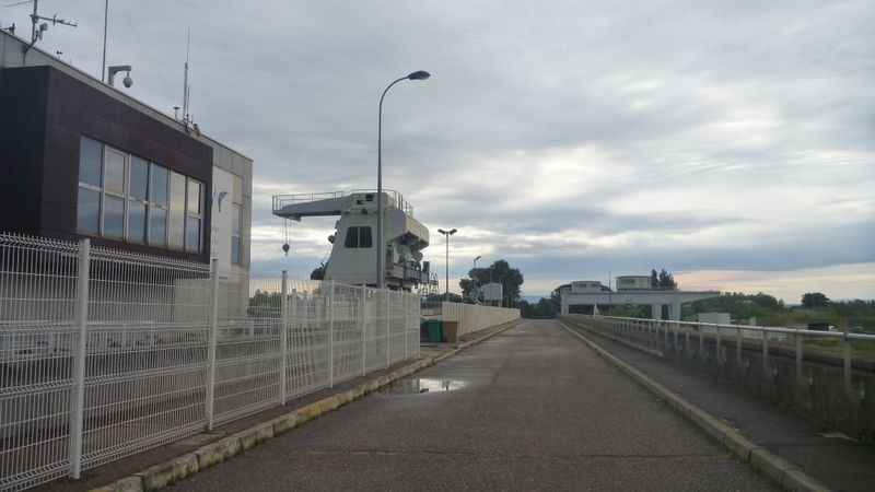 Passage sur les aménagements amont de Avignon, et ça passe en effet