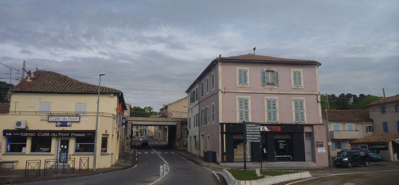 ViaRhôna 2015 : Suivre en face : Villeneuve Les Avignon