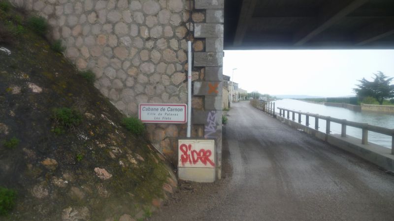 ViaRhôna ? : cabanes de Carnon : Essai de passage le long du canal du Rhône à Sète en avril 2015