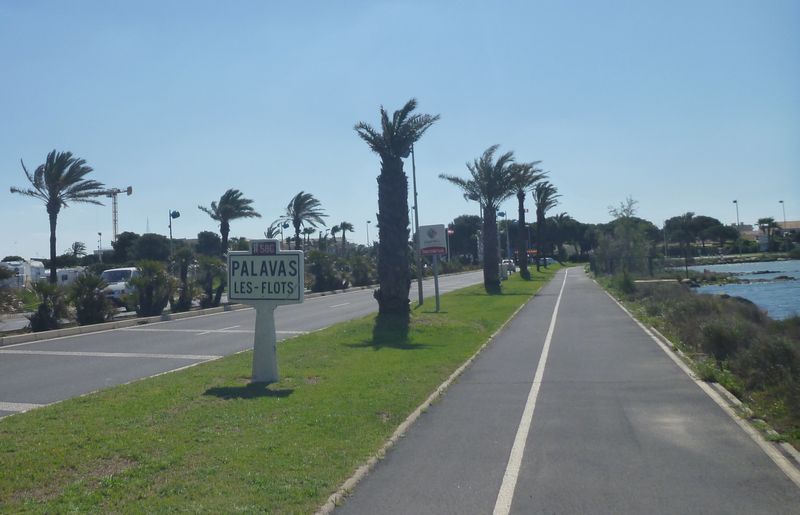 Palavas les flots, calme, en avril 2015, sur ViaRhôna ?