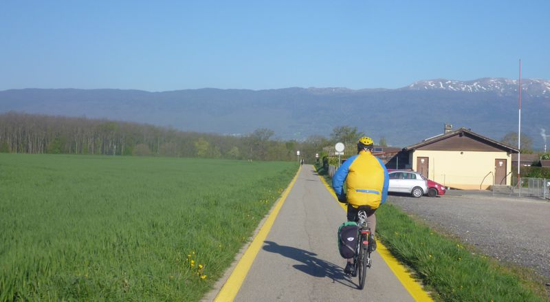 Gilbert du Codep 74, en 2015, sur la piste cyclable Bernex La Plaine sur ViaRhôna