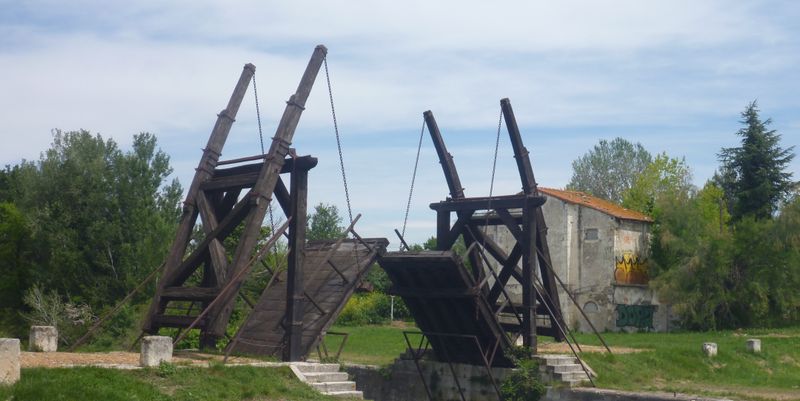 Pont de Langlois dit : Pont Van Gogh à Arles, vu en 20155