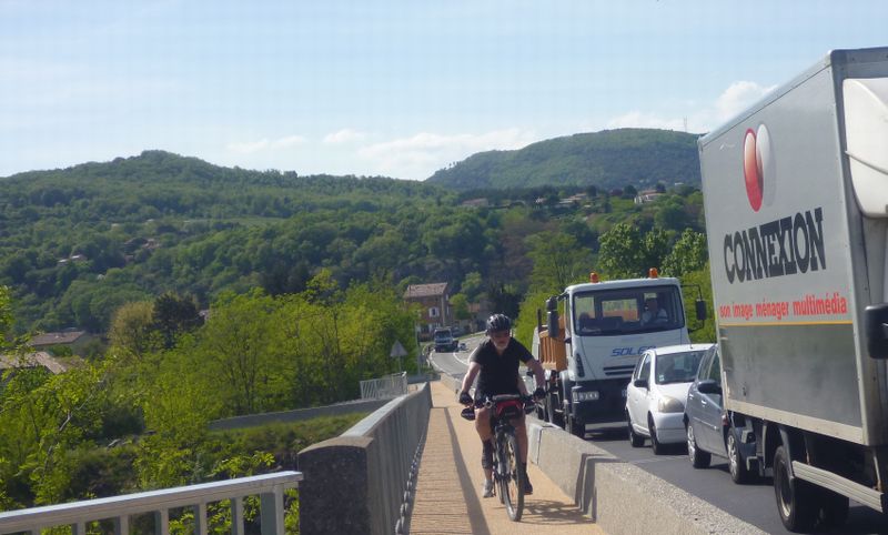 ViaRhôna : Un nouvel aménagement en 2015, au niveau Barrage de Charmes sur Rhône sur D 11