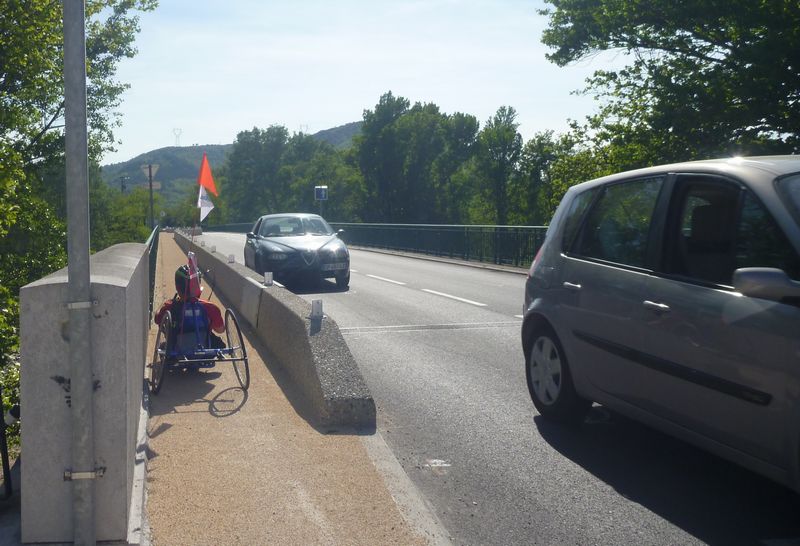 Passage du Pont sur l'Eyrieux à Beauchastel en 2015