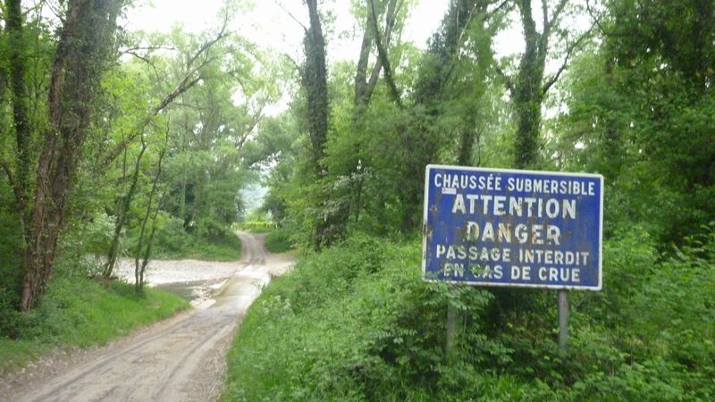 Retour sur ViaRhôna et passage du gué de la Payre ! Lol ..