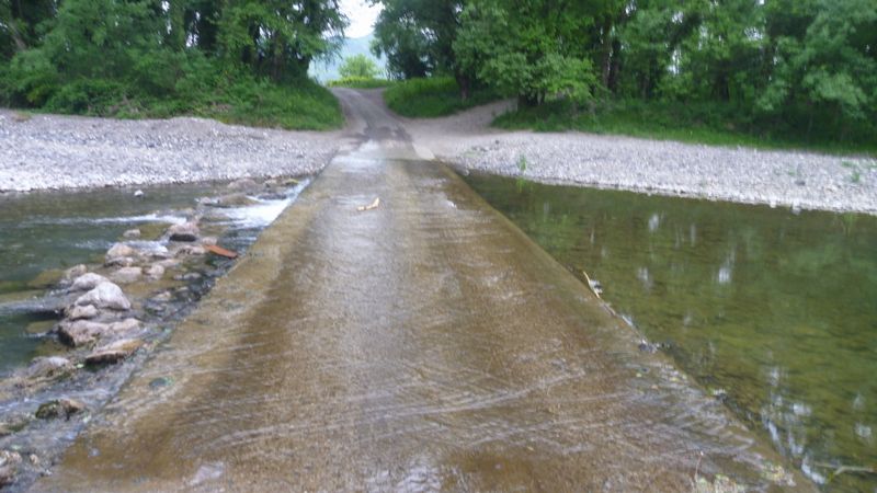 Passage à gué honteux sur La Payre : quand décider de passer ou pas ?