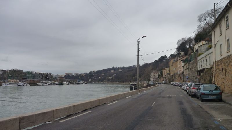 Les bords de Saône rive droite à Lyon en route vers le Sud..