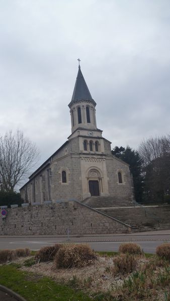Ya même quelques églises du côté de Vernaison