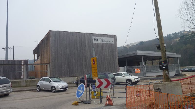 Stade Sonny Anderson : ca passe bien à bicyclette en 2015