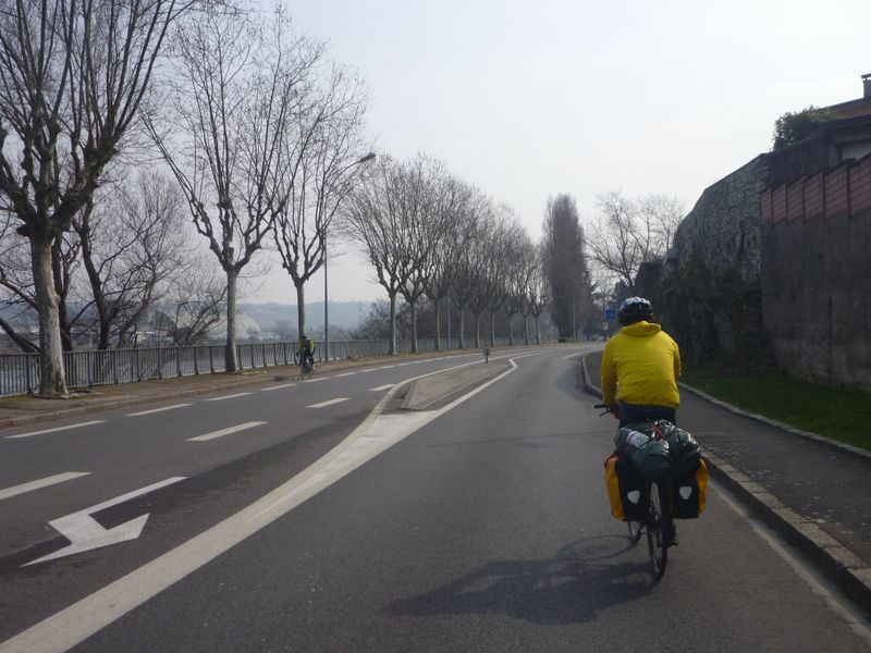 Sur ViaRhôna et D 386 au niveau du sud de Givors en 2015