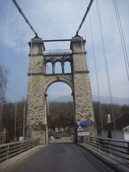 Pont à Port de Groslée sur le Rhône en 2015