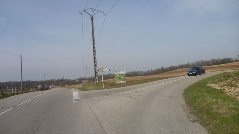 Sortons de cette route , pour aller vers Anthon