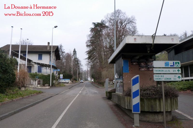Balisage cycliste : Tour du Léman en 2015 à Hermance : Douane : Hermance - Chens sur Léman 
