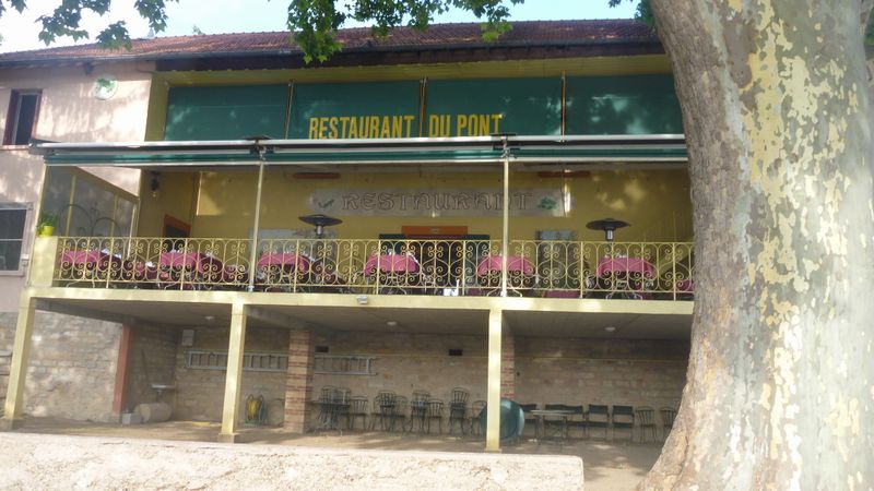 Un restaurant de bord de Saône, parmi d'autres