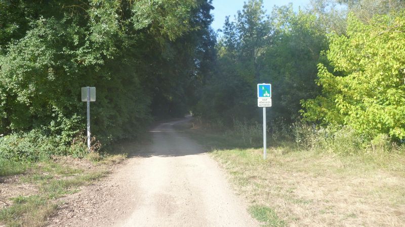 Zont même osé poser des panneaux vélos du côté de Trévoux mais ca secoue pas mal ..