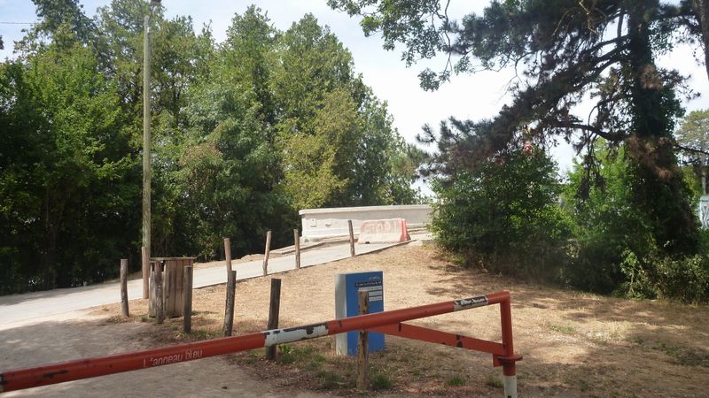 ViaRhôna toujours pas idendifiée ici au Pont d Herbens en 2015 ..