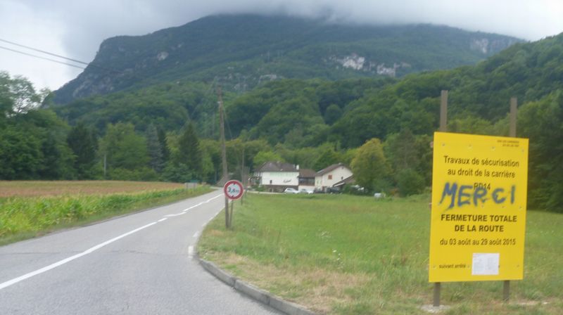 Attention travaux en aout 2015 sur la route du val de Fier