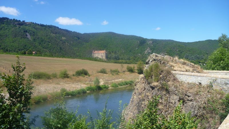 Premier château de Loire vu par le Claudio en 2015, après le Puy 