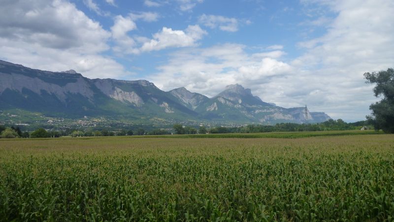 La-dent-de-crolles-surveillle-le-gresivaudan