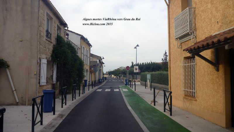 Sur ViaRhôna Sortie de Aigues Mortes 2015, en route vers Grau du Roi
