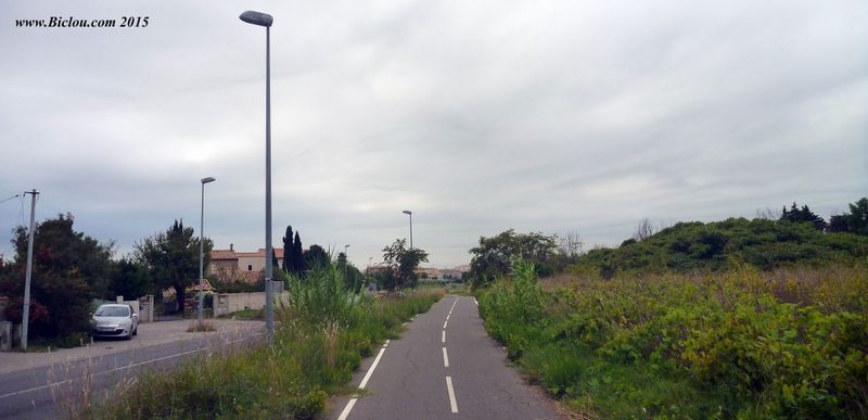Piste cyclable de Villeneuve Les Maguelone 2015, en route vers Sète : Sempre dritto