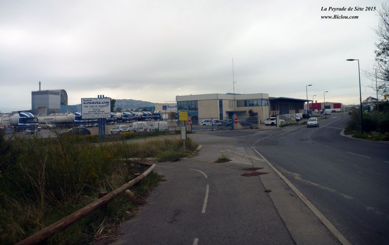 ViaRhôna : piste cyclable et Arrivée à Sète par ZA des eaux Blanches 2015 ..