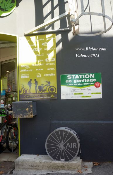 Station de Gonflage en gare de Valence : Carbone zéro