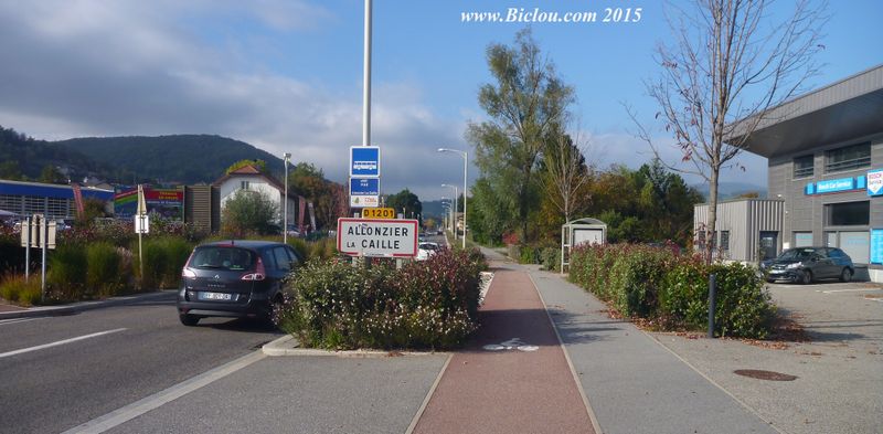Allonzier la Caille piste dite cyclable 2015