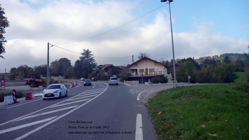 D 1201 vers Cruseilles refaite en 2015 le cg74 a oublié les cyclistes ..