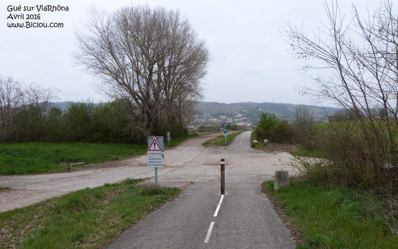 Un des Gués sur ViaRhôna