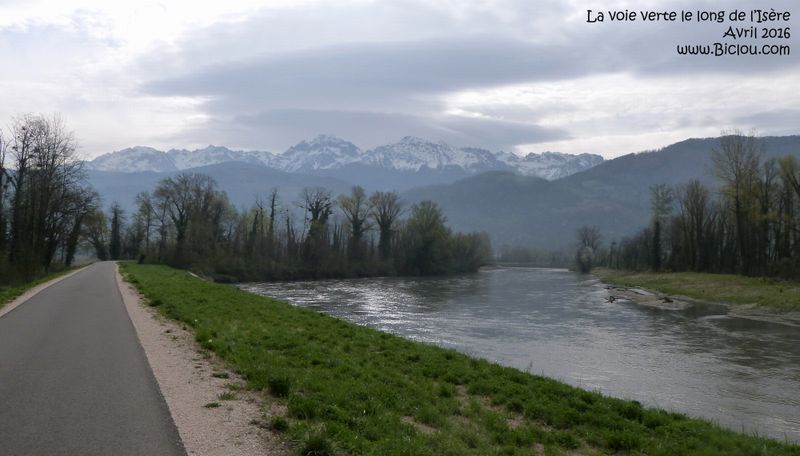 La voie verte V63 ViaPreAlpina des bords Isère en amont de Grenoble en 2016