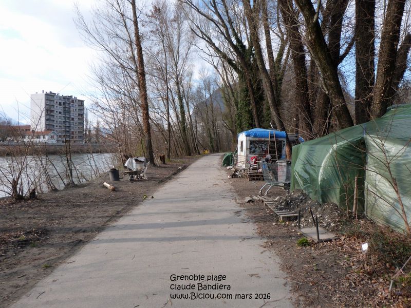 VV4 au Sud de Grenoble, 20 ans que c'est ainsi ..
