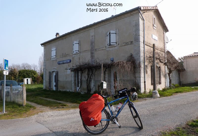 Arrivé au niveau de l'ancienne gare de Saint Lager de Bressac sur la Voie verte
