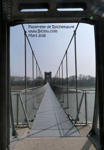 Passerelle de Rochemaure en 2016