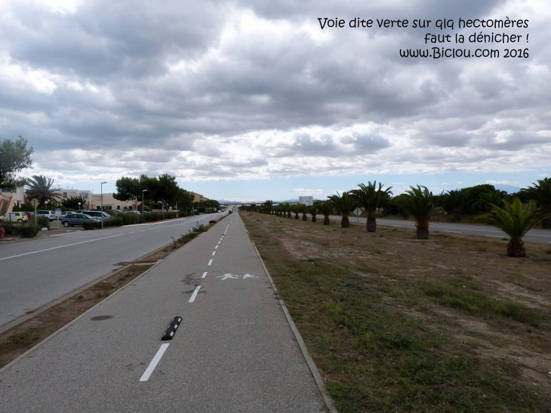 Barcarés : Finalement après moult circonvolutions, claudio déniche la piste dite cyclable , cyclable ? koike ..
