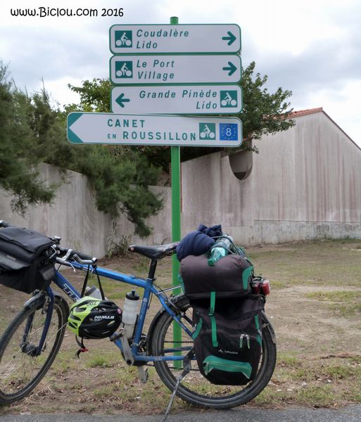 Bizaremement, On retrouve le balisage eurovélo 8 à Canet en Roussillon