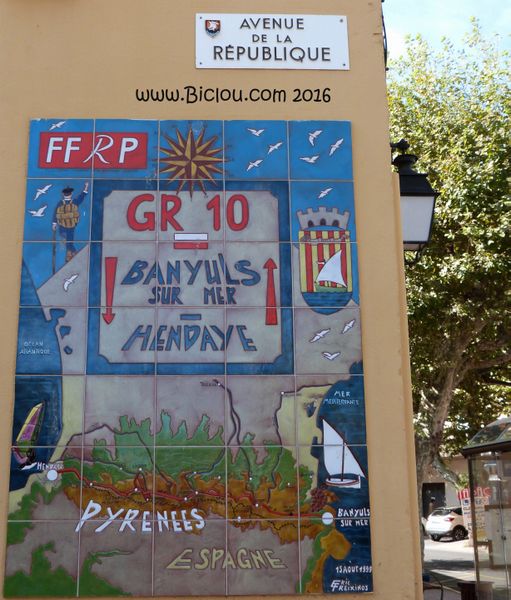 Départ du GR 10 à Banyuls